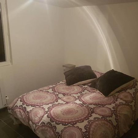 petite maison au calme Apartment Macey  Exterior foto
